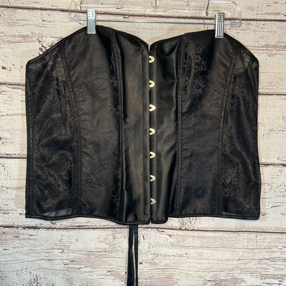 Adore Me Other - ADORE ME Bustier/Corset Black Lace & Satin-3x